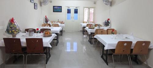 Little Mount House | GUINDY CHENNAI STAYS