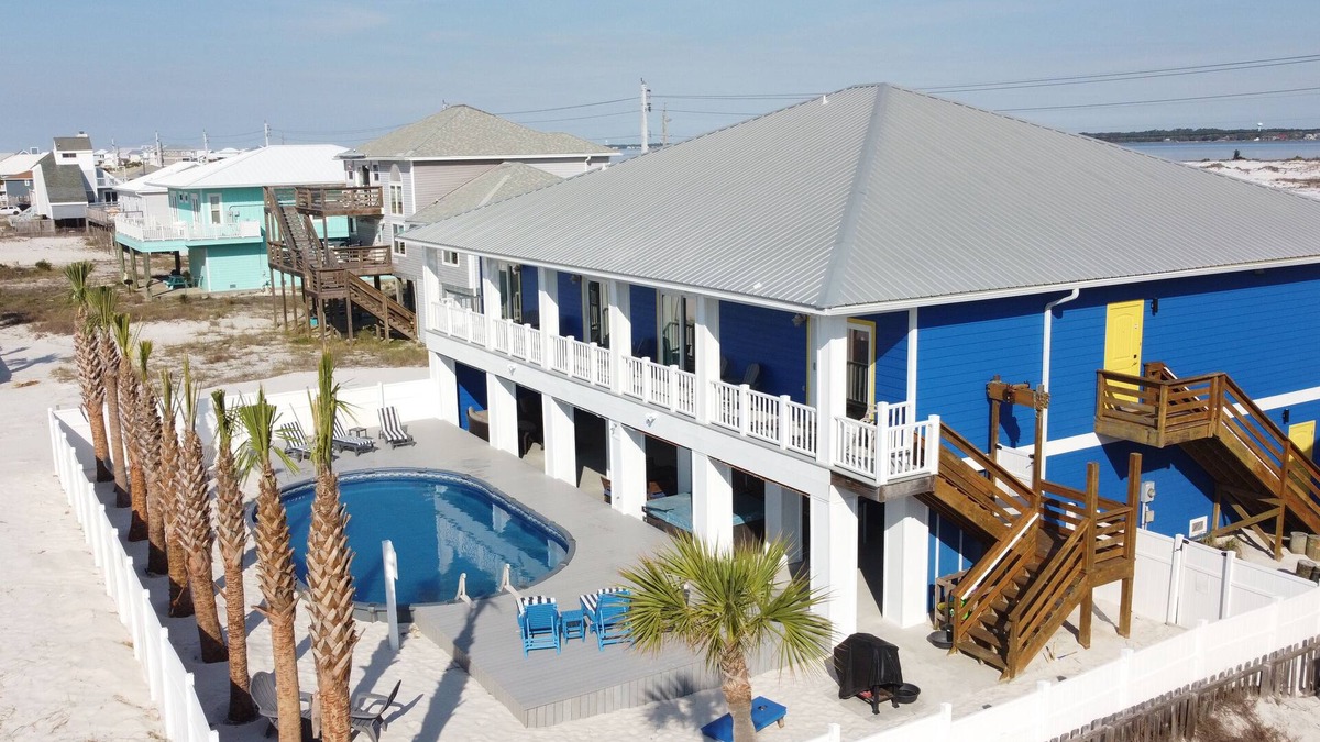 Navarre Beach House | Gulf and Sound Views! HUGE backyard, 33' POOL,Hot Tub, Outdoor Bar and TVs