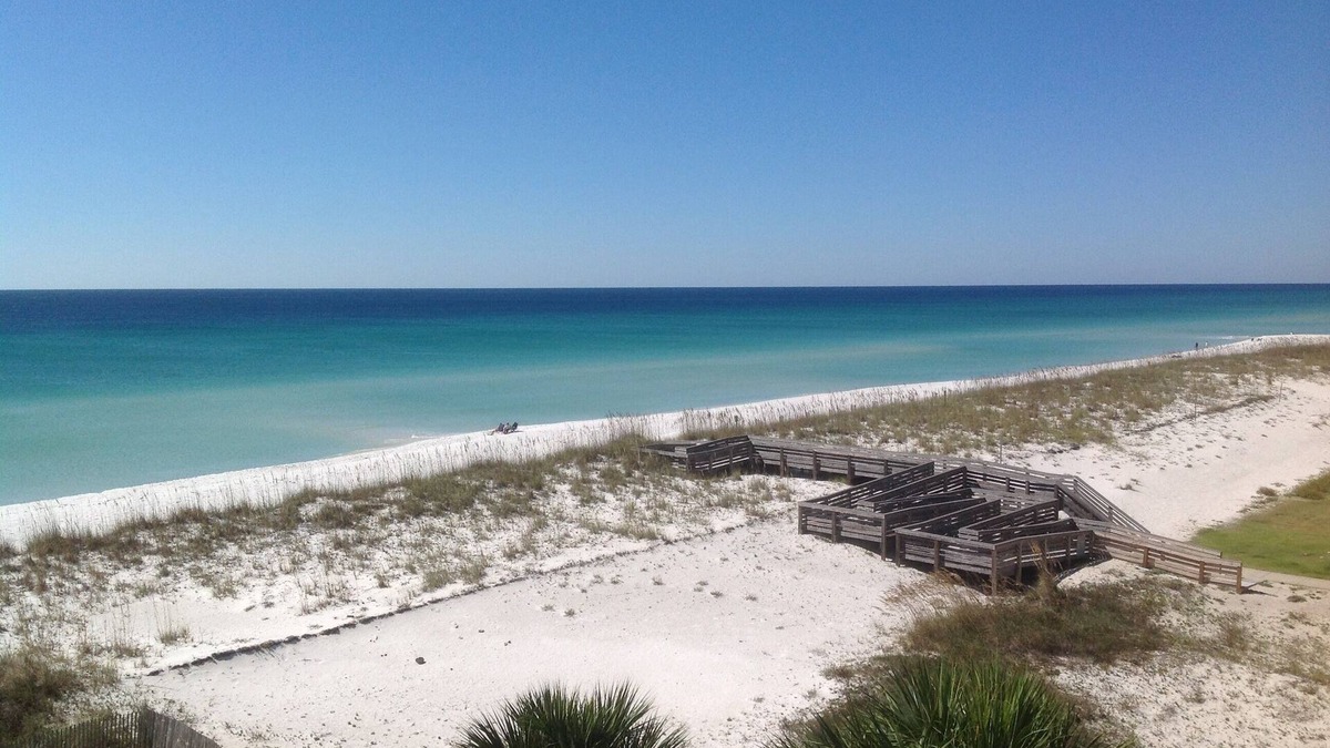 Pensacola Beach Condo | Gulf Front 2 bedroom Beautiful Pensacola Beach