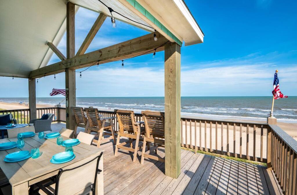 Port Bolivar House | Gulf Front - Mini Golf - Hot Tub - Family Friendly - ForeShore