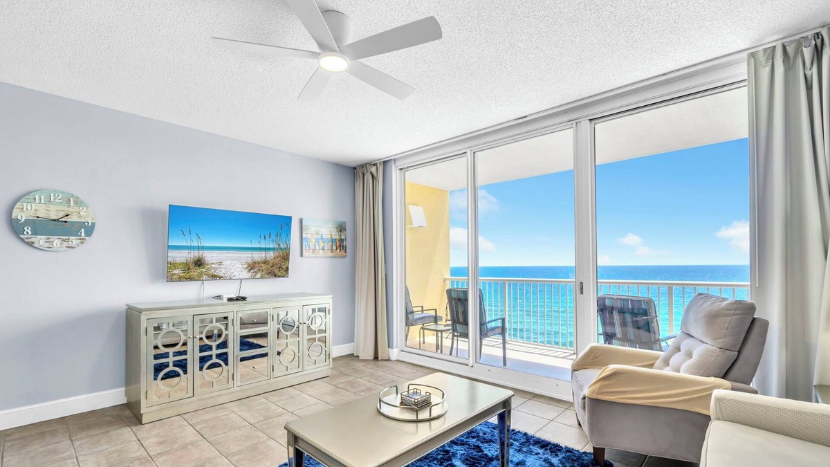 Long Beach Condo | ⛱️Gulf Front VIEW-5 Pools+Hot Tub-Majestic Beach 1-1205⛱️