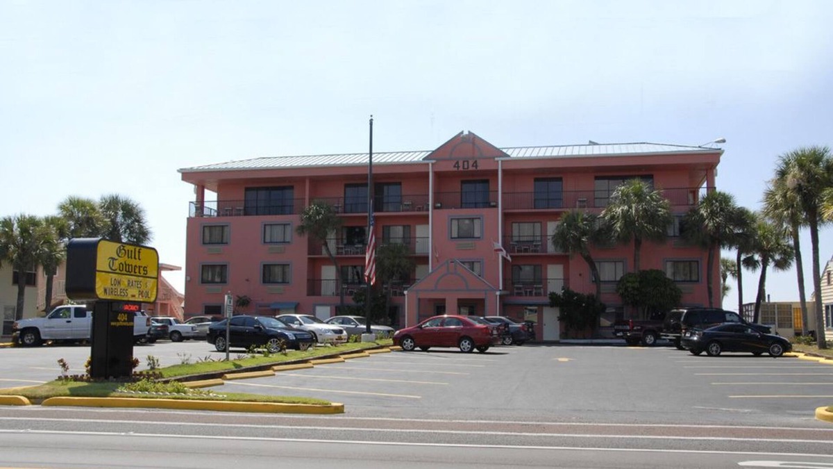 Independence Square Hotel | Gulf Towers Resort Motel