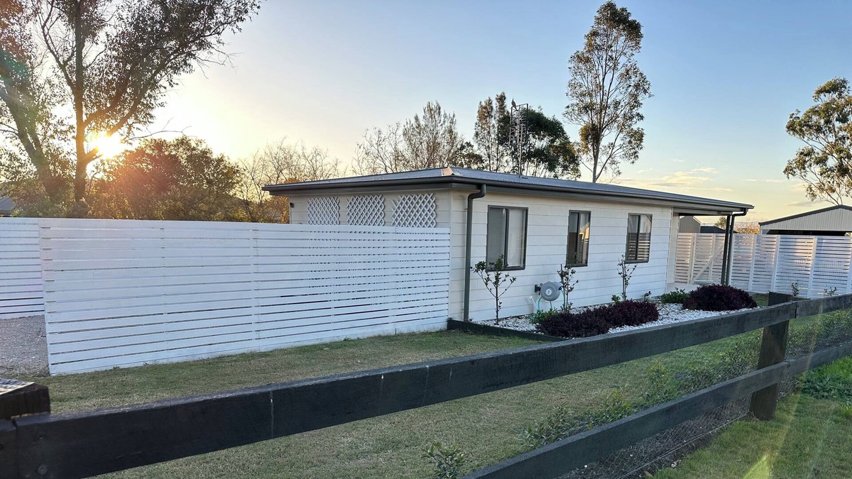 Louth Park House | Gullivers Guest House
