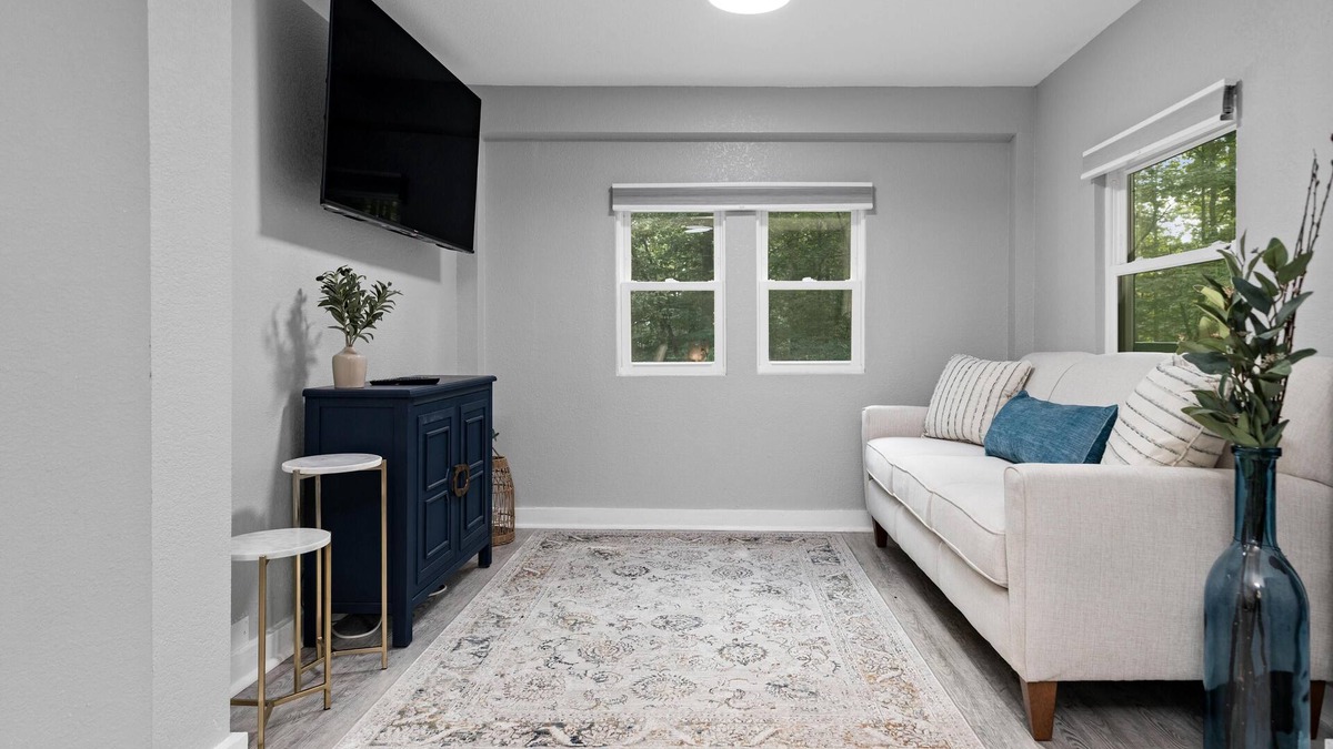 Nellysford Condo | Gumtree 01