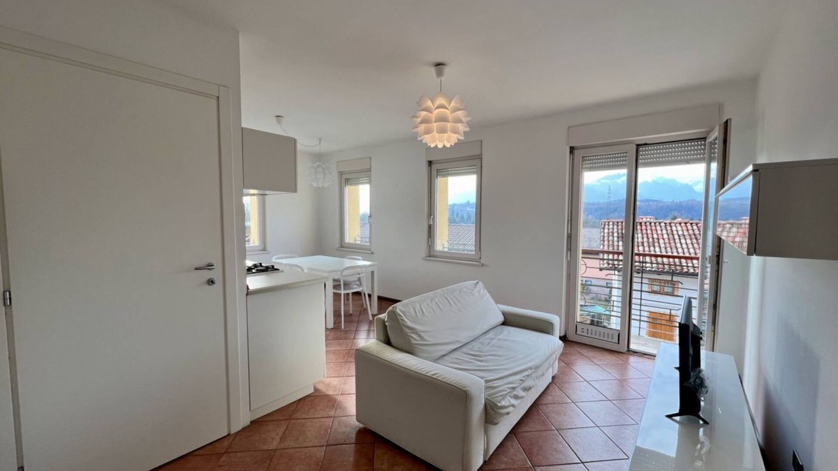 Visome Apartment | Gusela - Two-room smart apartment with balcony and mountain view