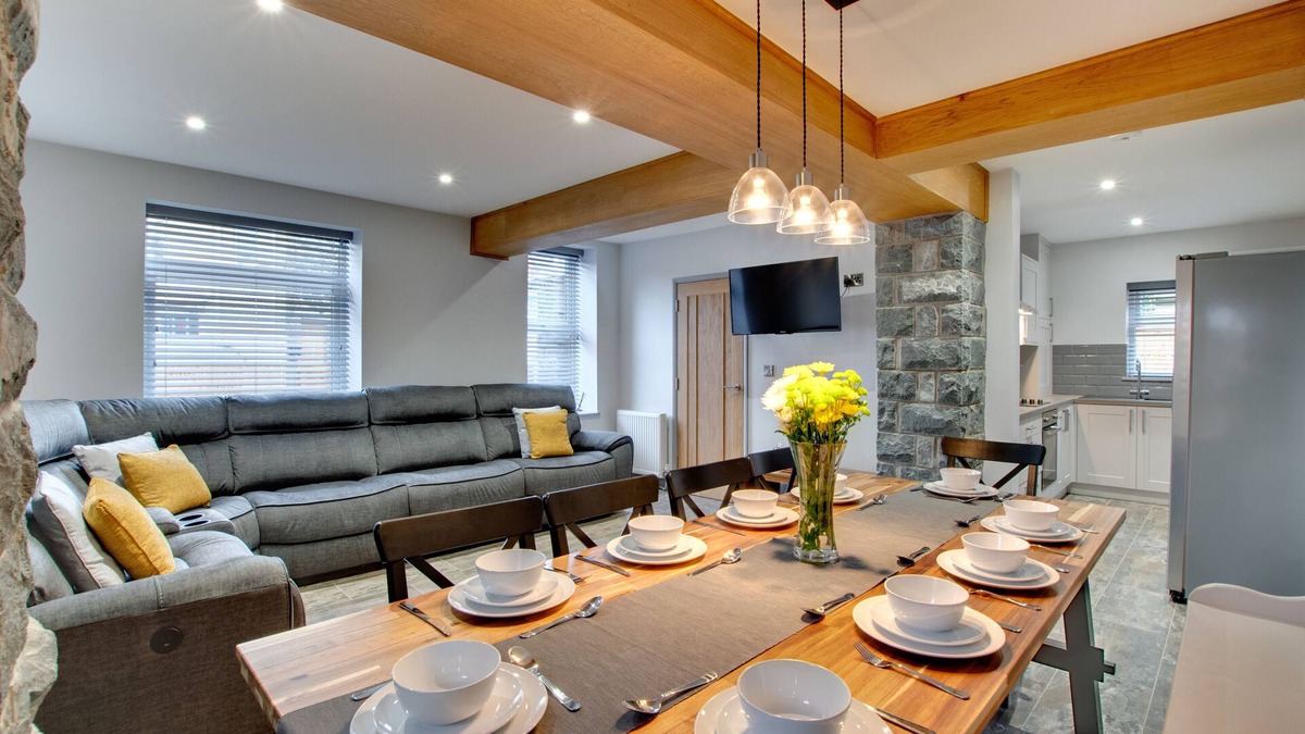 Bala House | Gwynle Townhouse, Bala