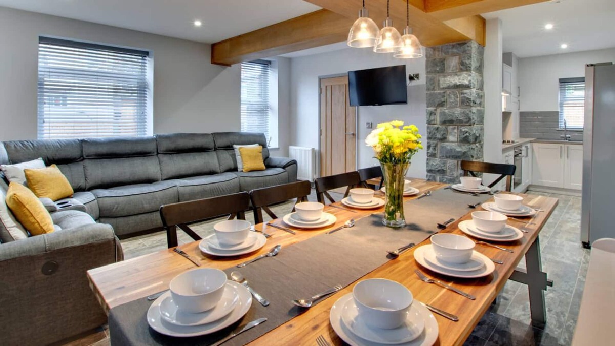 Bala House | Gwynle Townhouse, Bala