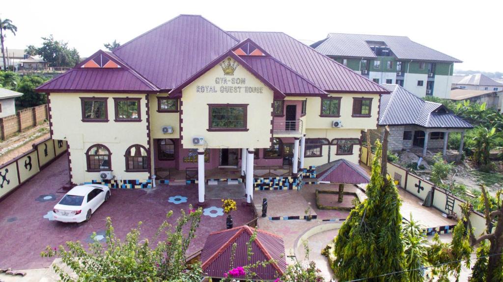 Kumasi Hotel | Gya-son Royal Guest House