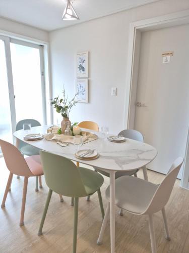 Gyeongju Apartment | Gyeongju Florian Stay Stay Close Explore More