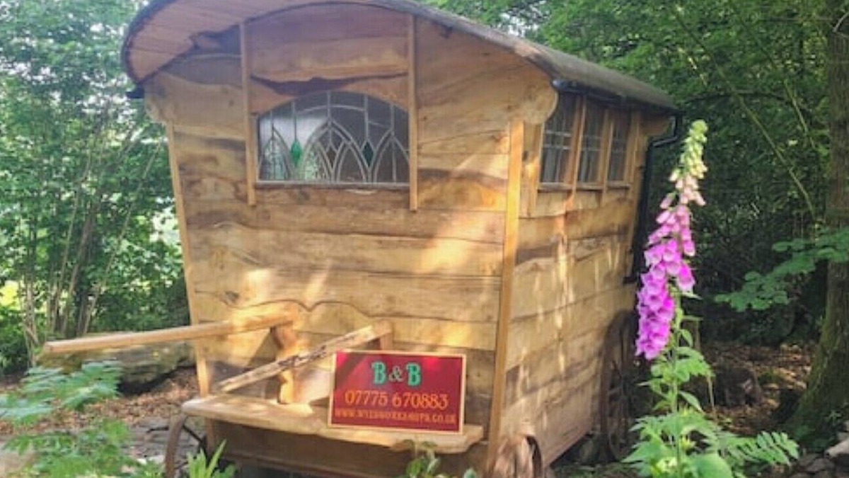 Lydney Cabin | Gypsycaravan, Wye Valley, Tintern, Forest of Dean,