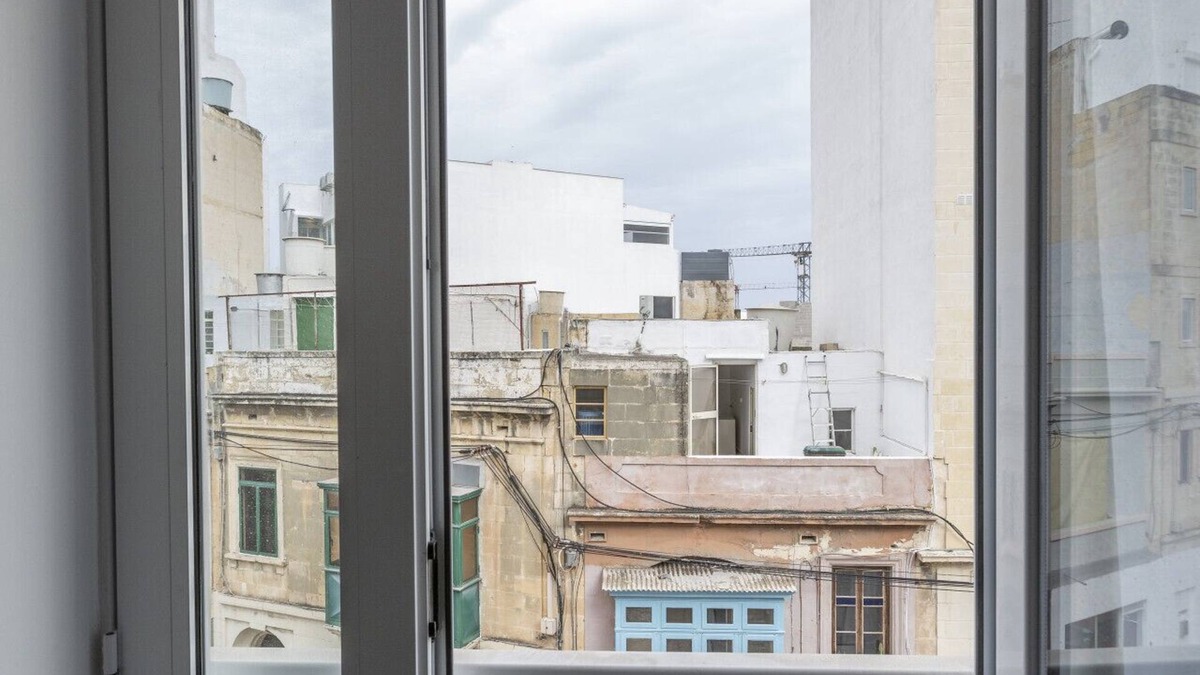 Gzira Apartment | Gzira Suite 7-Hosted by Sweetstay