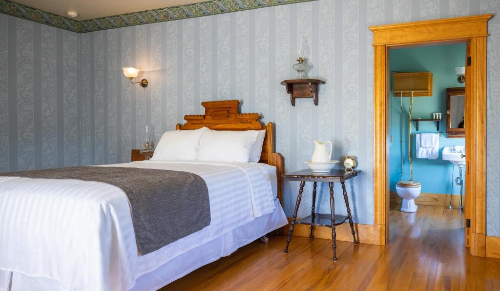 Gloucester County Hotel | Hôtel Château Albert