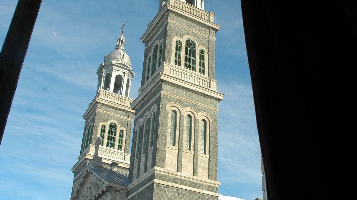 Chicoutimi Hotel | Hôtel Chicoutimi