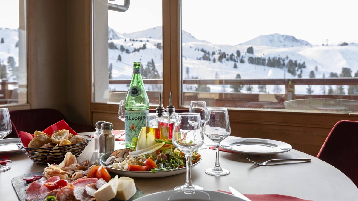 Belle Plagne Hotel | Hôtel Club MMV Les 2 Domaines