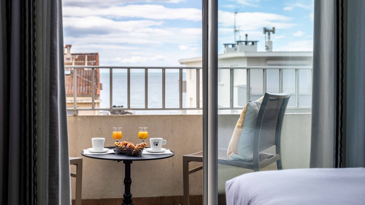 Palavas-les-Flots Hotel | Hôtel du Midi