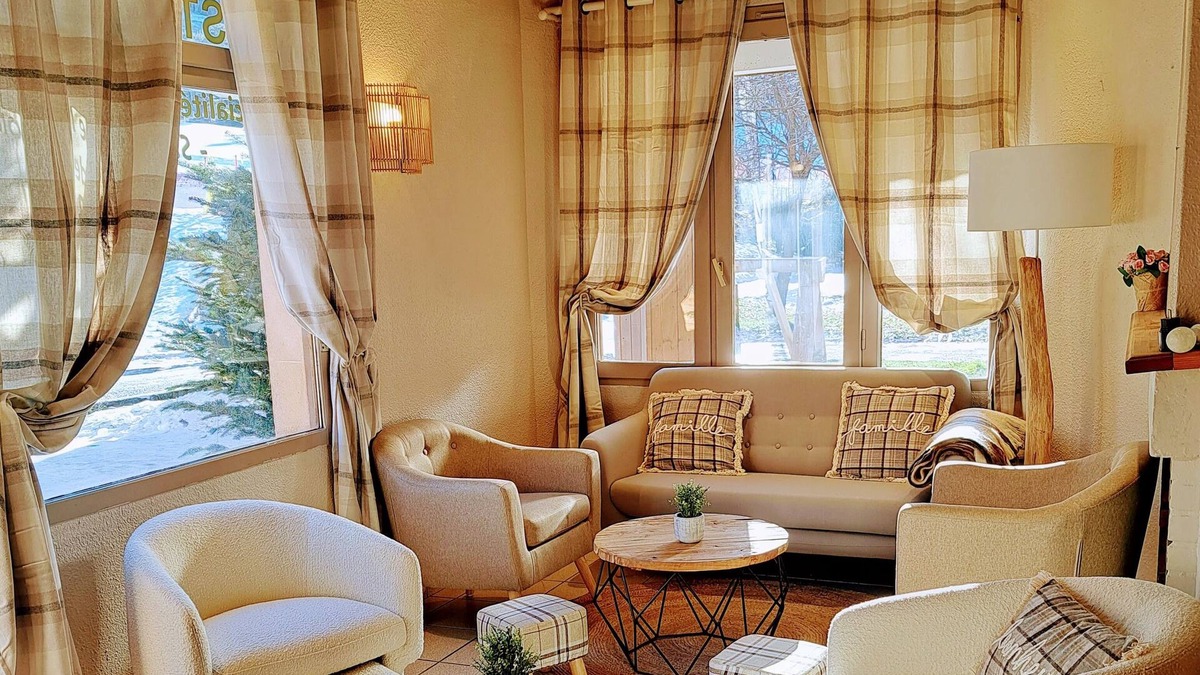 Montclar Hotel | Hôtel Espace