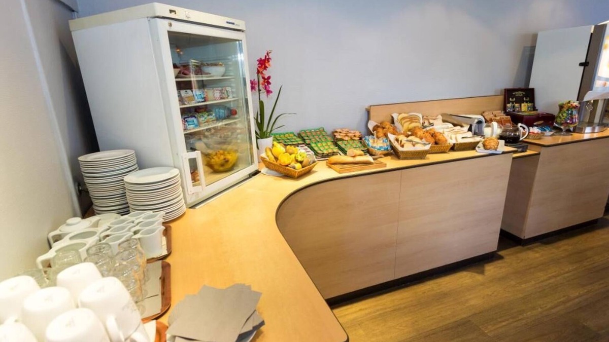 Eybens Hotel | Hôtel inn Eybens - Grenoble Sud (ex: Kyriad)