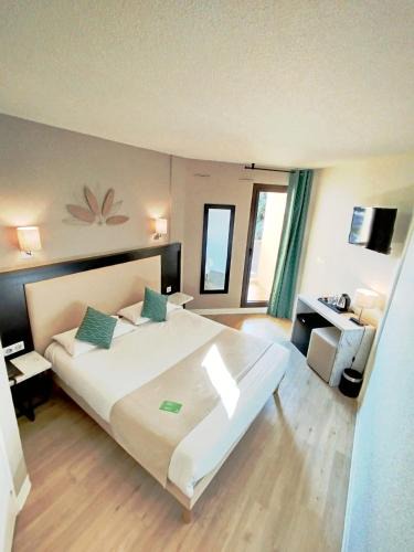 Antibes City Centre Hotel | Hôtel Le Collier