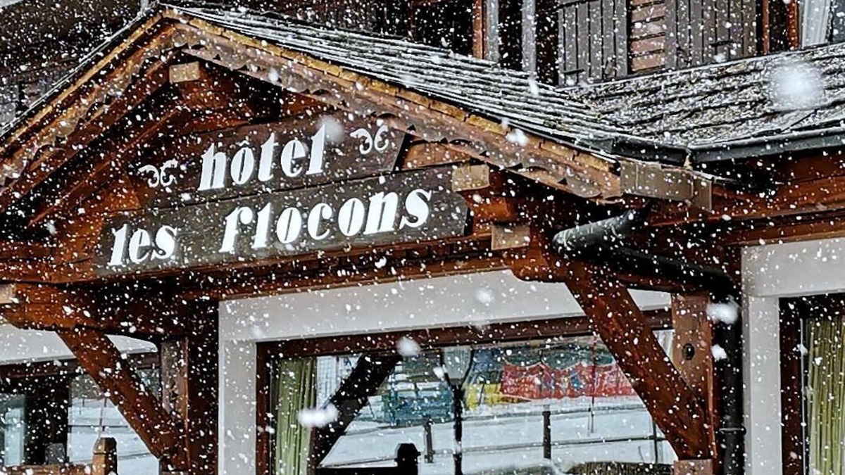 Courchevel Hotel | Hôtel Les Flocons