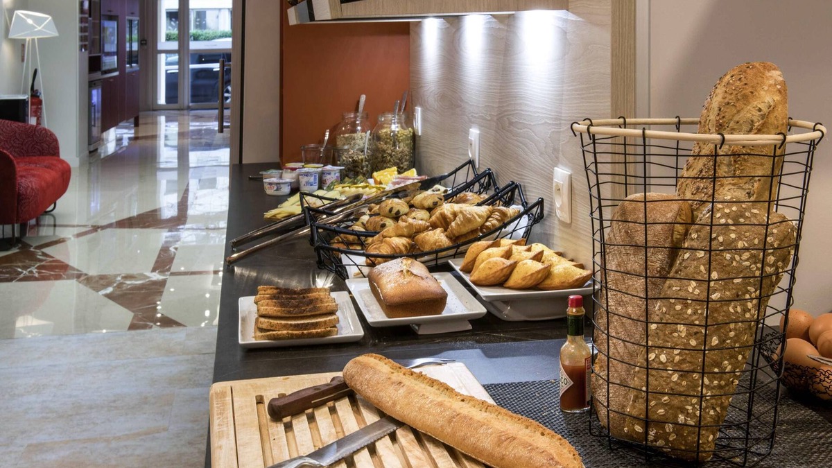 Levallois-Perret Hotel | Hôtel Mercure Paris Pont de Levallois Neuilly