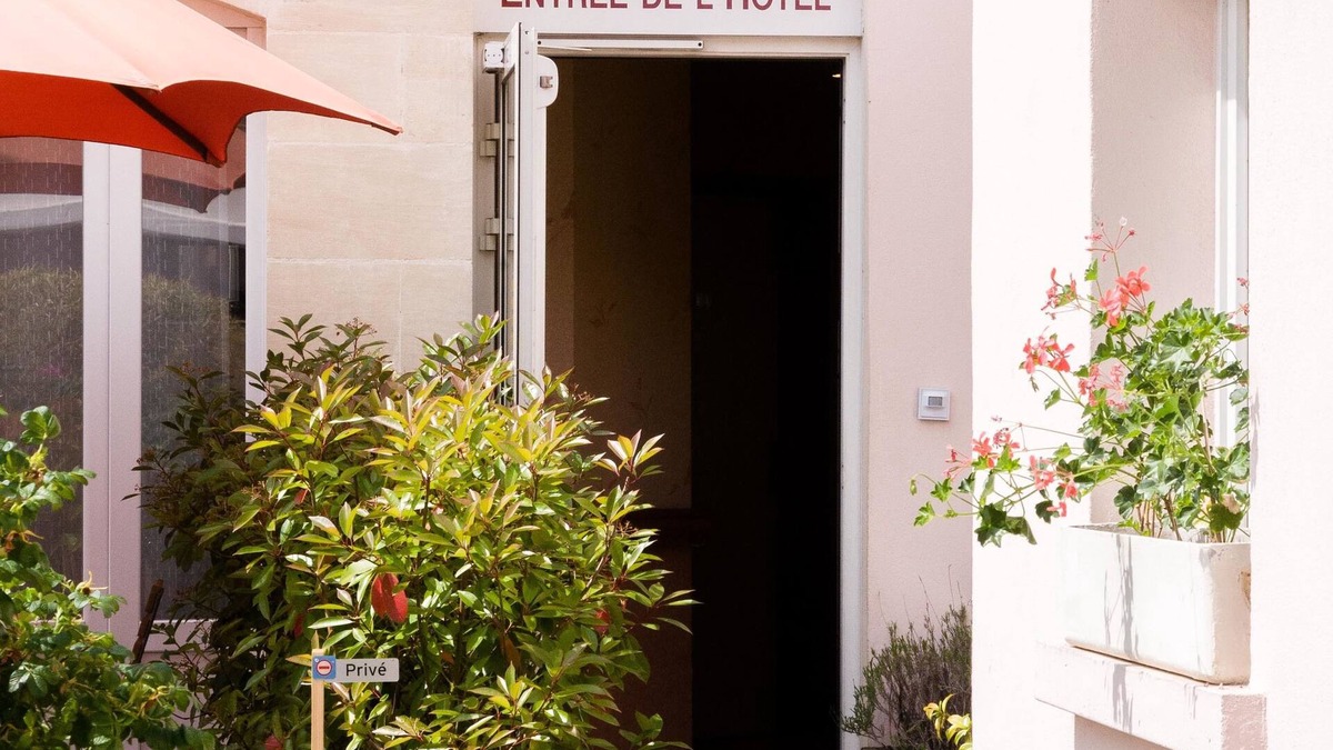 Gisors Hotel | Hôtel Moderne