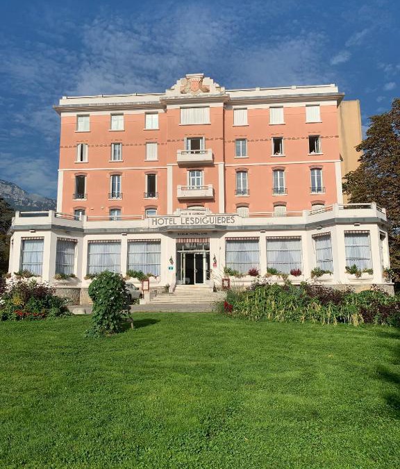 Secteur 3 Hotel | Hôtel restaurant d'application Lesdiguieres - Ecole hôtelière -