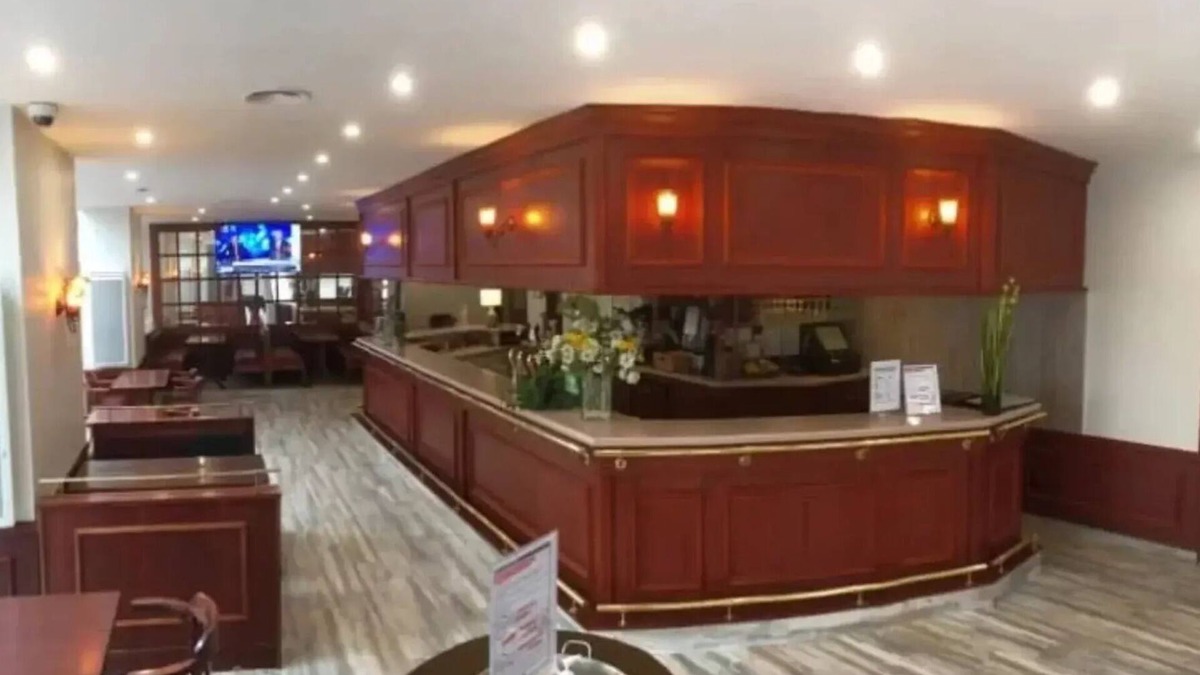 Poix-de-Picardie Hotel | Hôtel & Restaurant Le Cardinal