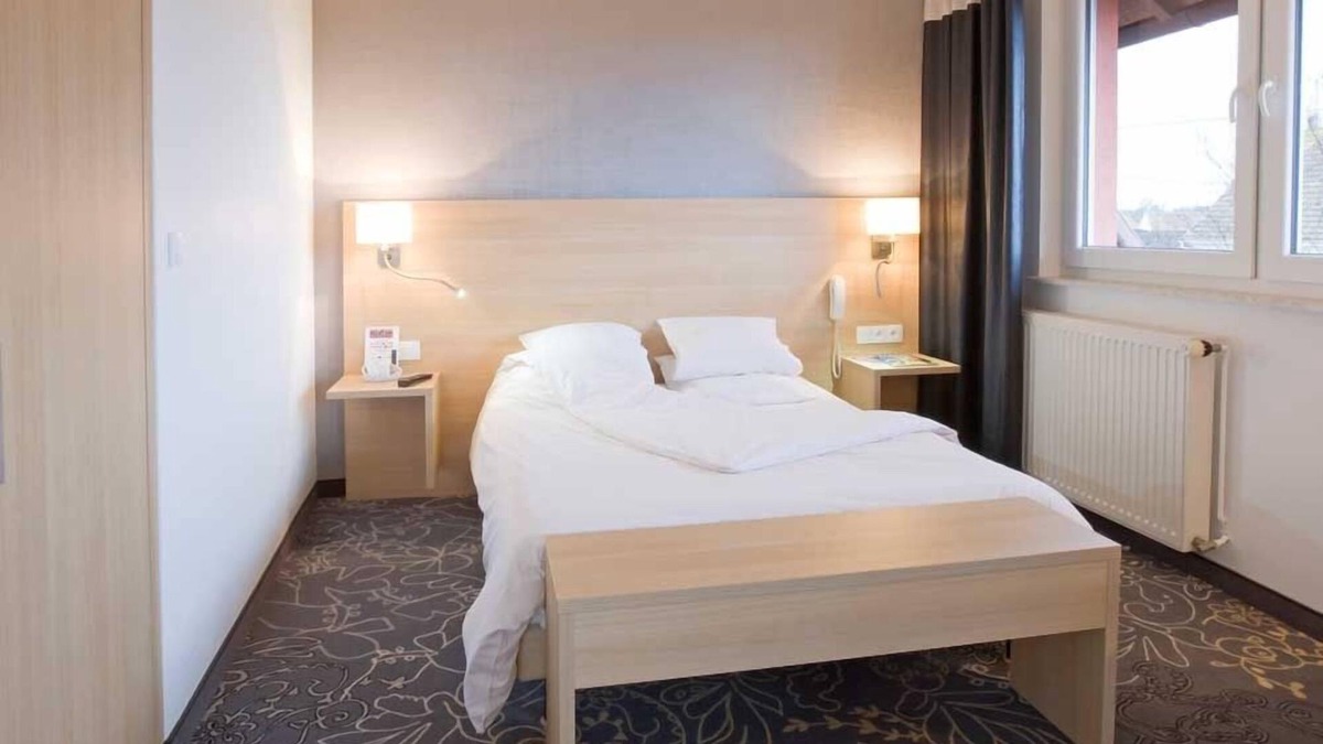 Sand Hotel | Hôtel Restaurant la Charrue