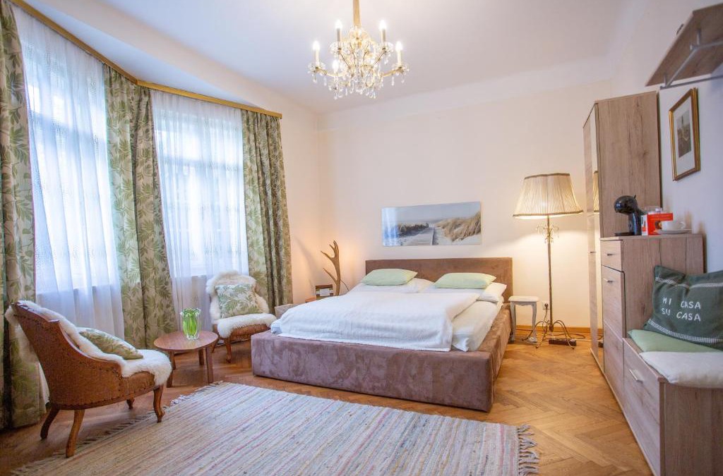 Perchtoldsdorf Bed & Breakfast | Hübsches Privatzimmer mit Bad