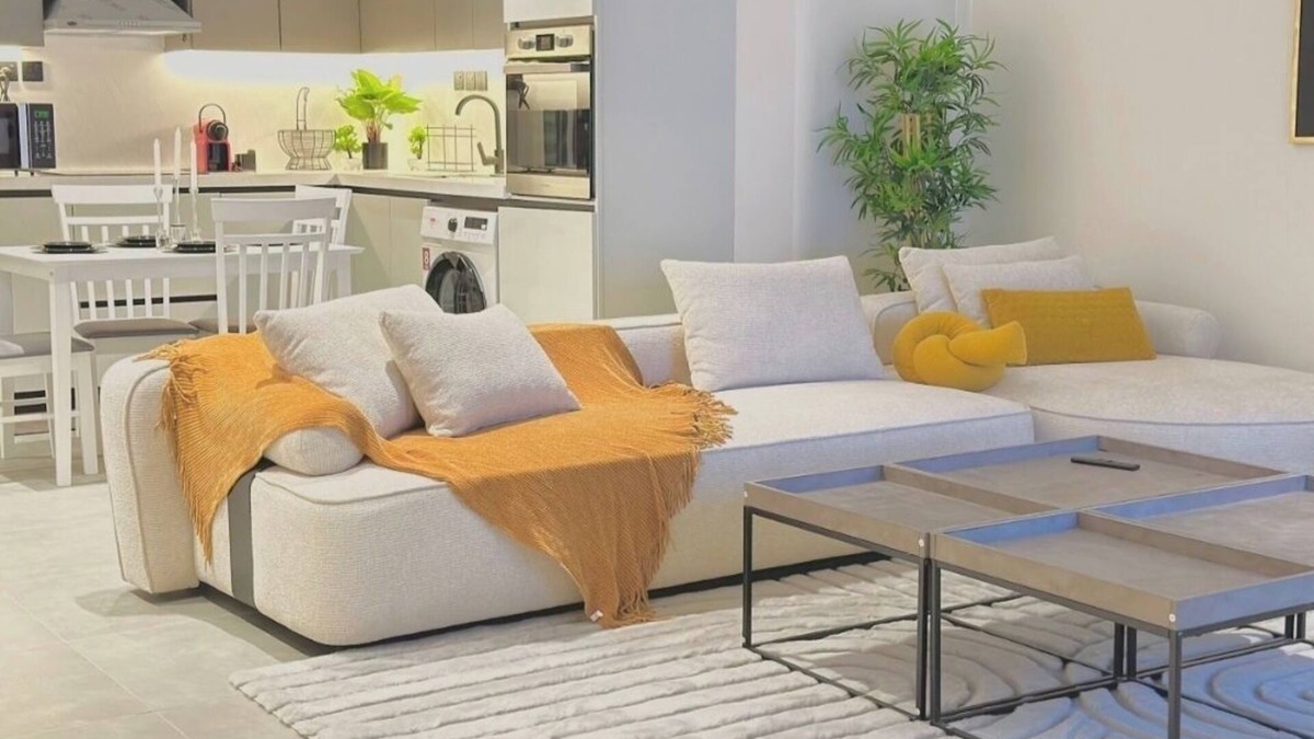 Riyadh Apartment | H103-Modern 2-bedroom Condo in Almalqa, Riyadh
