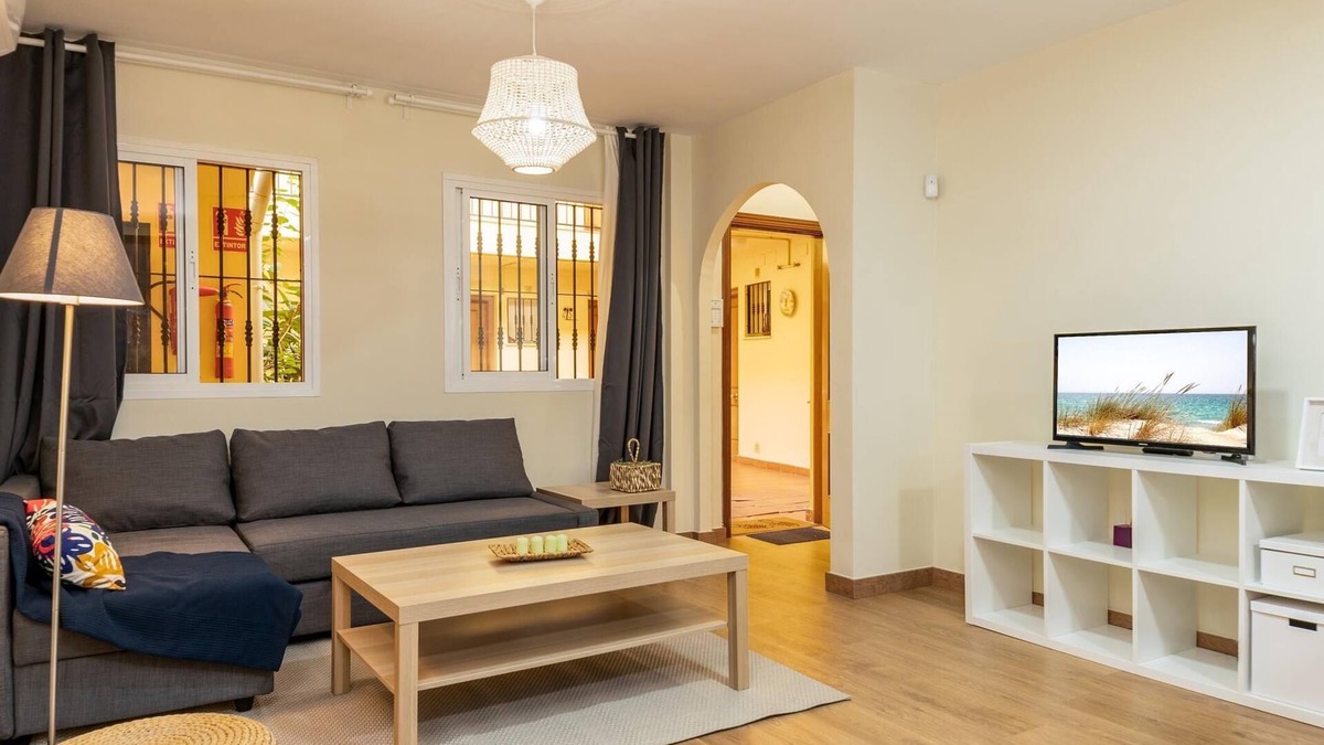 La Trinidad Apartment | H2M Feijoo close to city center in a quiet area