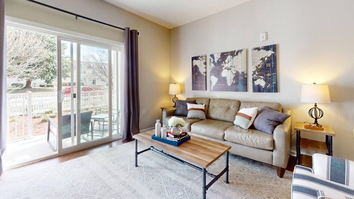 Norfolk Apartment | H4N Watermark - 3 Bed Apartment in Norfolk
