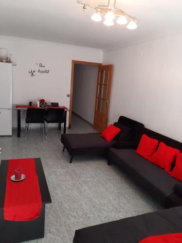 Nou Moles House | habitación grande en piso compartido con 2 adultos