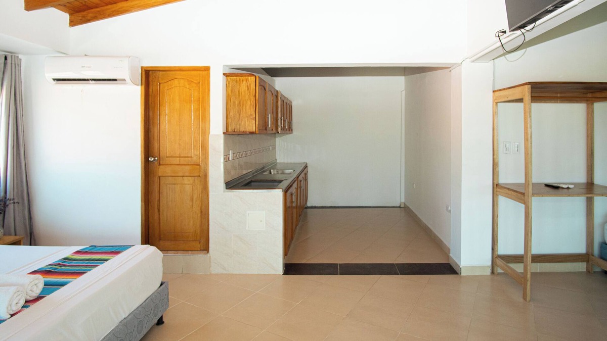 Covenas Hotel | Habitación Superior Múltiple Con Balcón Cerca A La Playa