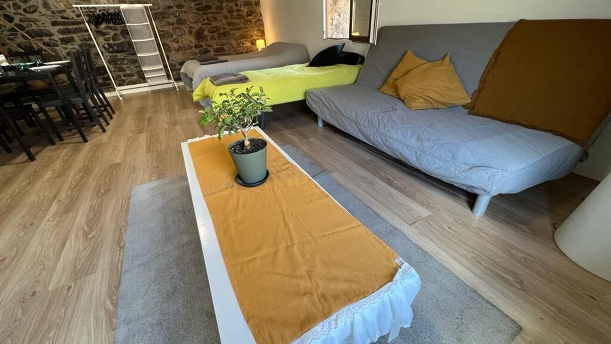 Biescas House | Habitacion Para 6 Personas en Centro de Biescas