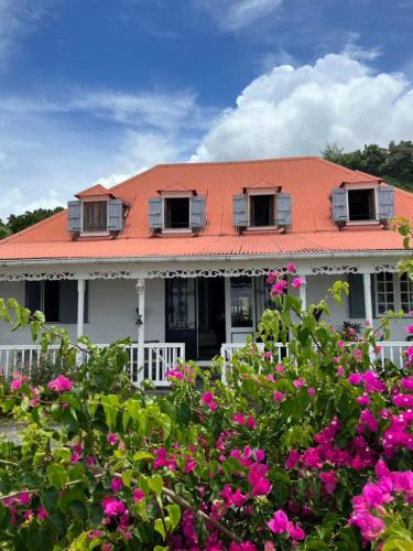 Saint-Claude Bed & Breakfast | Habitation La Reine du Camp Chambres d'Hôtes