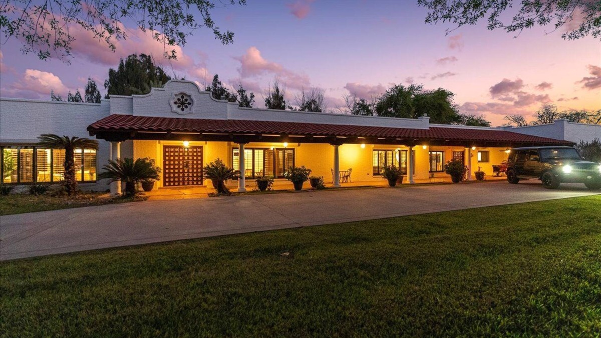 Brownsville Villa | Hacienda del Sol - Luxurious - Endless Activities!