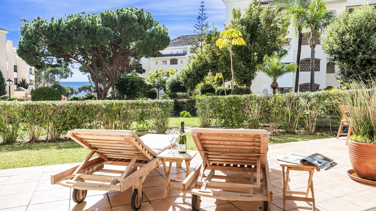 Nikki Beach Apartment | Hacienda Elviria Beach Apartment - 2 Bed Coastal Escape