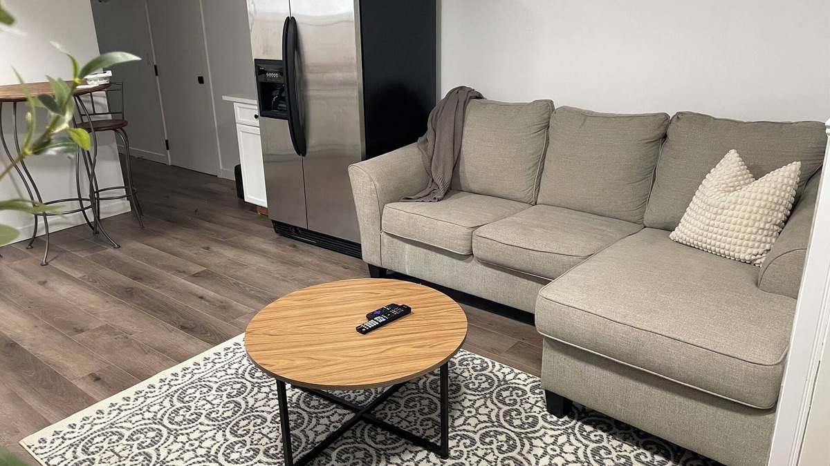 Williams Lake Apartment | Haddock Heights