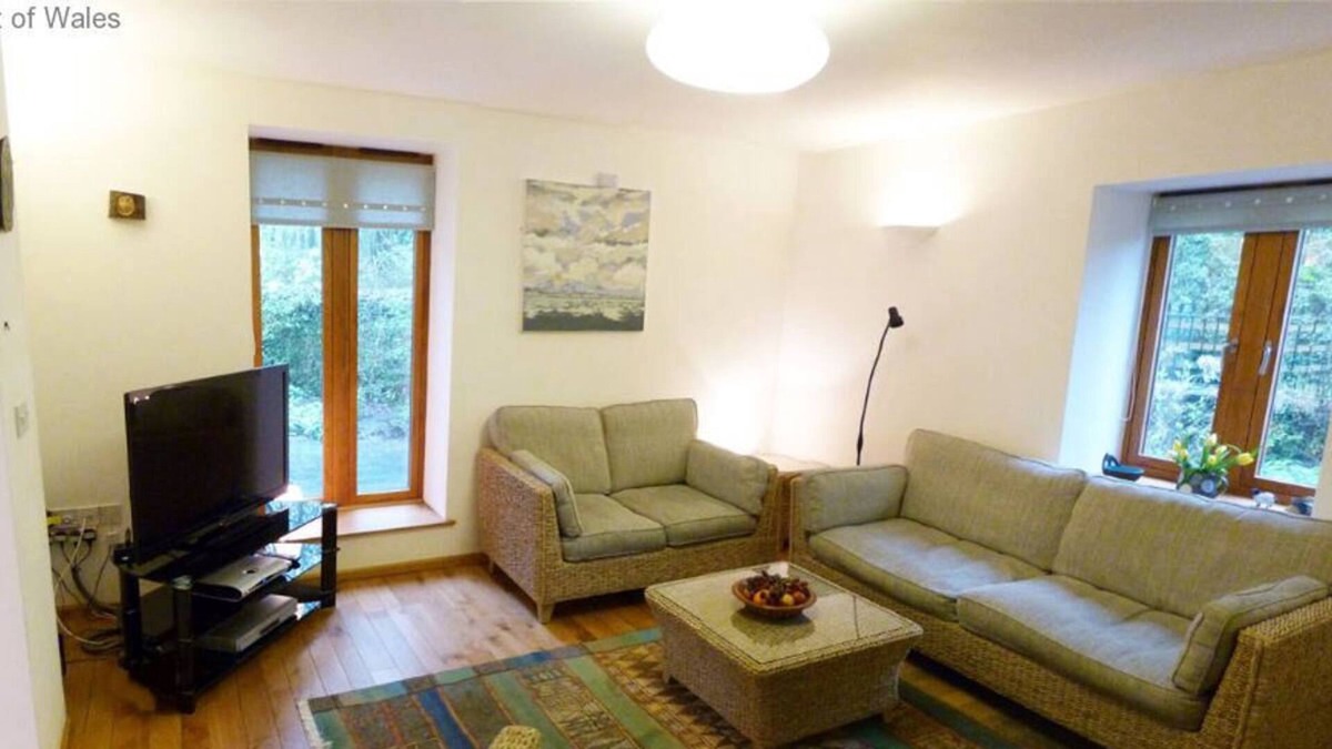 Llandovery House | Hafan Myrddin in Llandovery