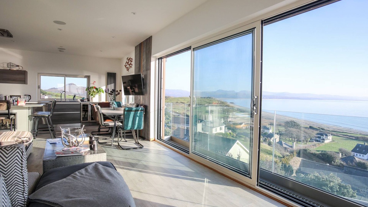 Criccieth House | Hafod Y Mor