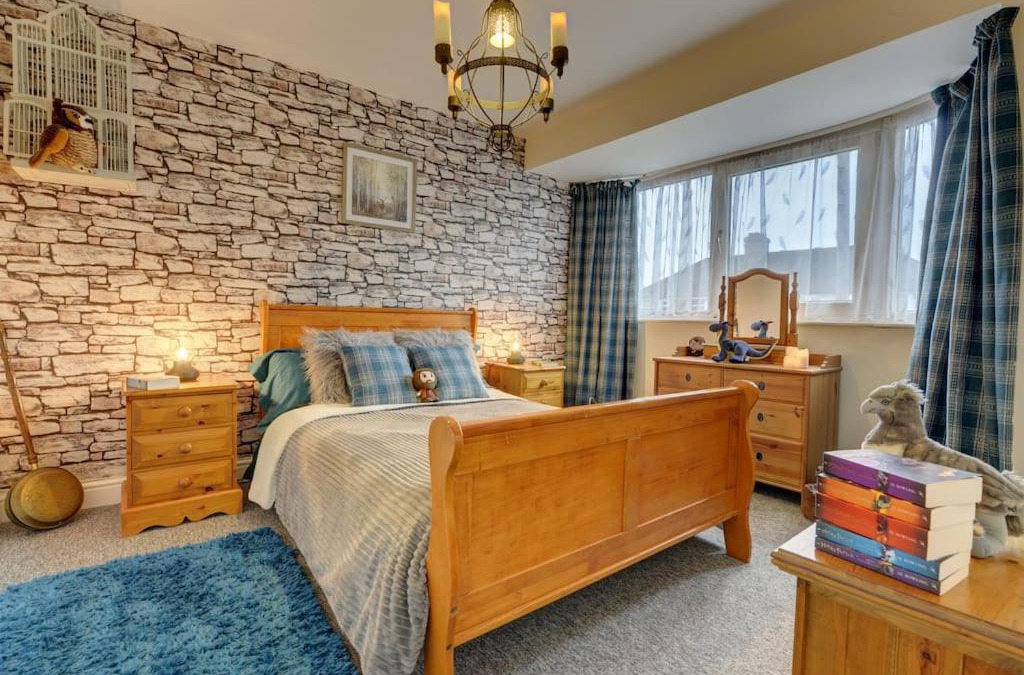 Watford Apartment | Hagrid's Hut