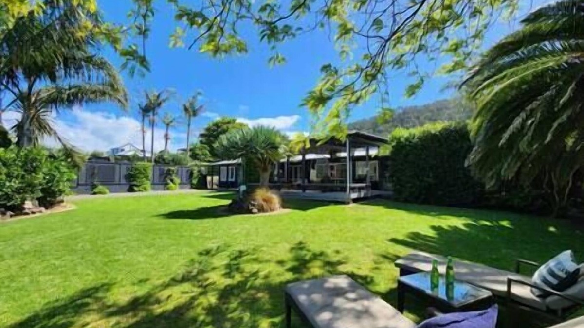 Hahei House | Hahei Beach Ocean's 76, Hahei Beach Ocean's 76
