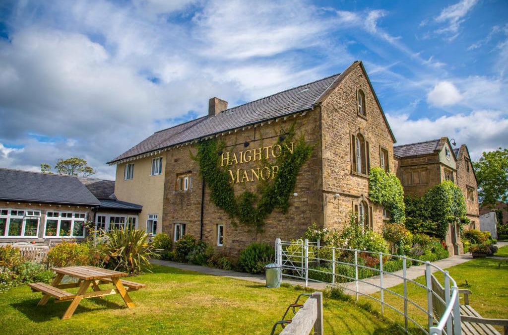 Preston Hotel | Haighton Manor - Brunning and Price