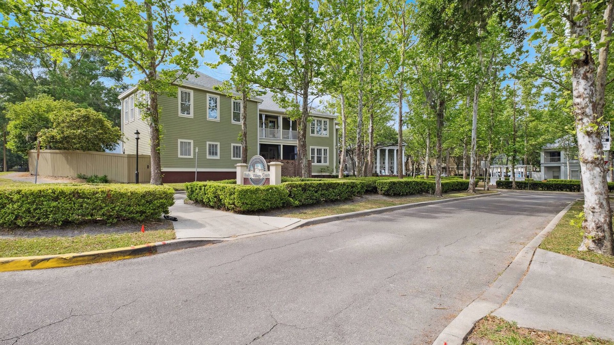 Haile Plantation Apartment | Haile Yeah! 1BR 1BA Guest Suite in Haile Village
