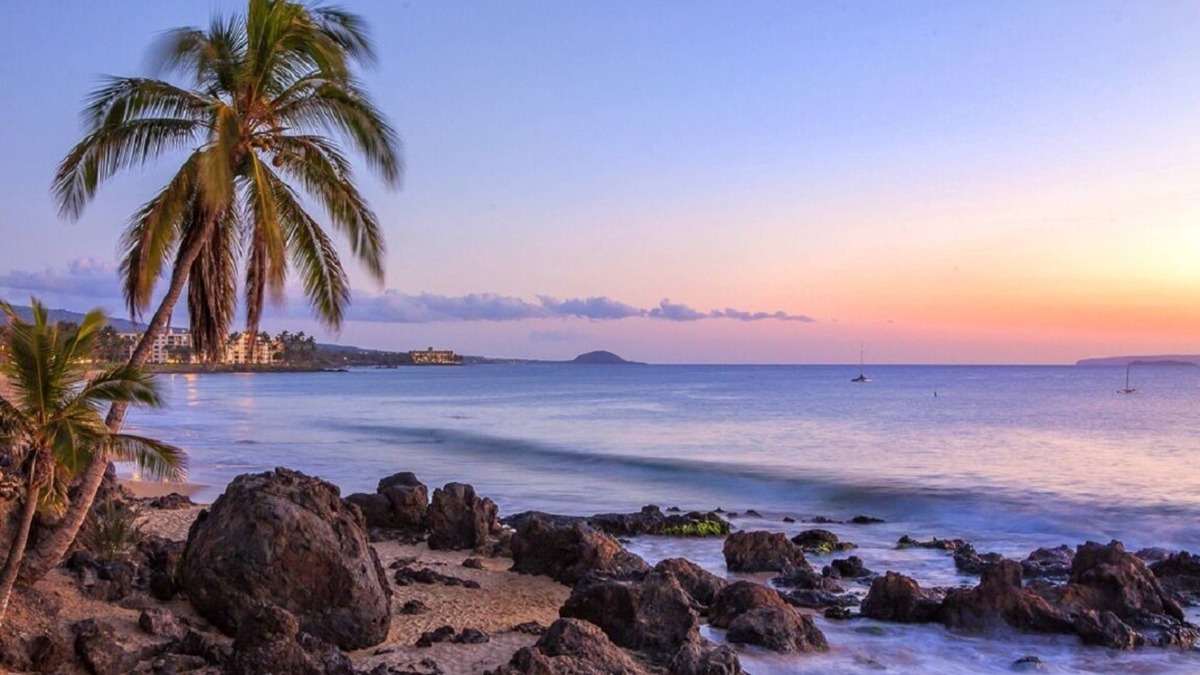 Kihei Condo | Hale Ili Ili #A, Panoramic Oceanfront Unit, Steps from Charley Young, A/C