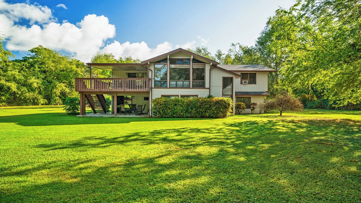 Pakala Village House | Hale Pakala, 3 Acre Beach Front, A/C in Bedrooms