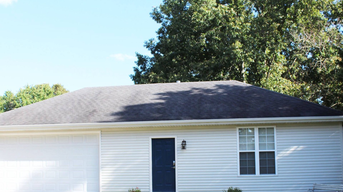 Bella Vista Apartment | Haley Retreat, A New Modern Comfortable Guest House