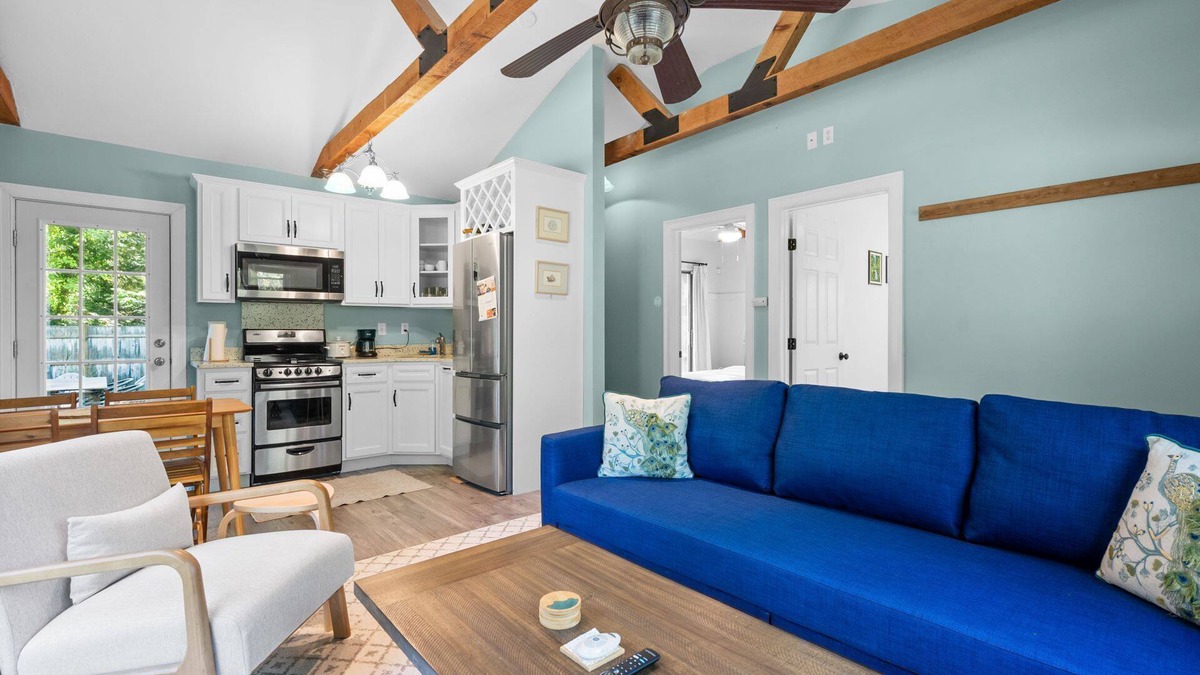 East Sandwich House | Half mile from East Sandwich Beach and will accept dogs