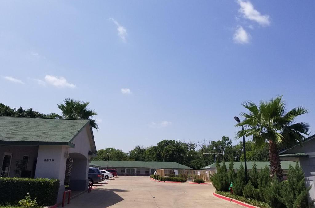 Haltom City Hotel | Haltom Inn Fort Worth